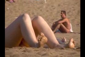 playita desnuda y liberal