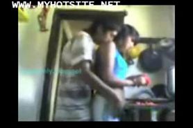 En la kitchen se la deja ir