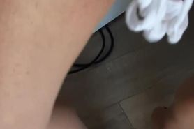 CUMSHOTS THROUGH PANTYHOSE 01