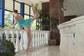 SHAVED DANCER