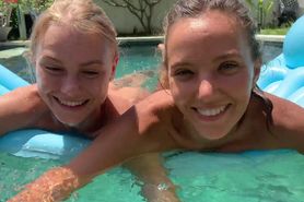 697 Katya Clover 004