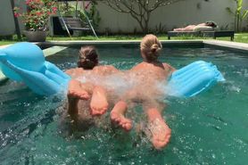 697 Katya Clover 004