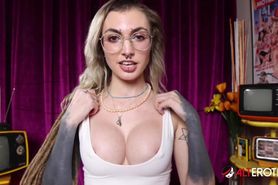 Charlie Cake shows off her hairy pussy and sexy feet