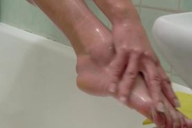 a blonde teen in shower 5324