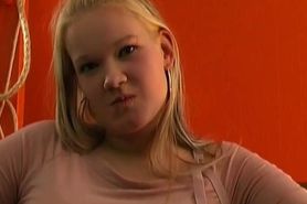 a sexy amateur blonde teen 858