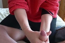 Amateur milking handjob
