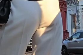 candid girl ass in white pants