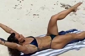 Naked girls everywhere