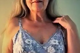 Mature Woman Shows Tits