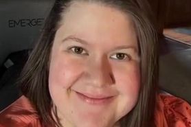 AI BBW Mom Shows Her Tits