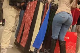 Candid Jeans Ass