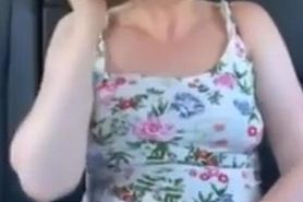 a redhead mast in car and cum on selfie