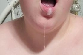 Porcinette veut sa part de bite