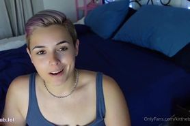 Tomboy Fingering Herself
