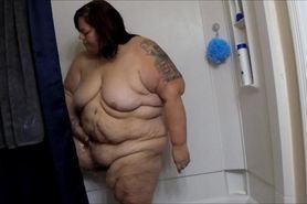 Karen SSBBW In The Shower