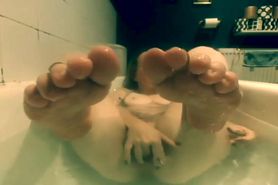 Slutty Littlekissmuffin Flashes Her Feet and Holes