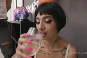 Candy Scott vs seven cocks